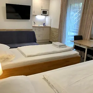  Apartment Ajo - Alte Donau Terrace - Self-check-in