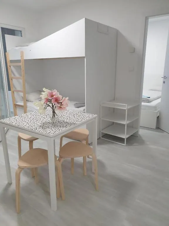 Betariel'Com Westbahnhof W Appartement Wenen 0*,  Oostenrijk